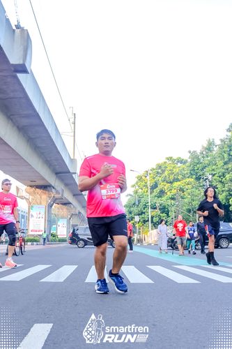 Race photo from Smartfren Run 2025 