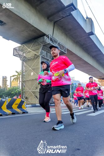 Race photo from Smartfren Run 2025 