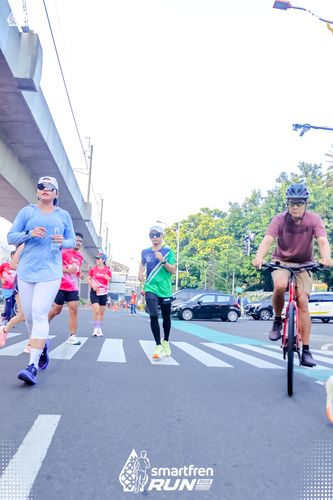 Race photo from Smartfren Run 2025 