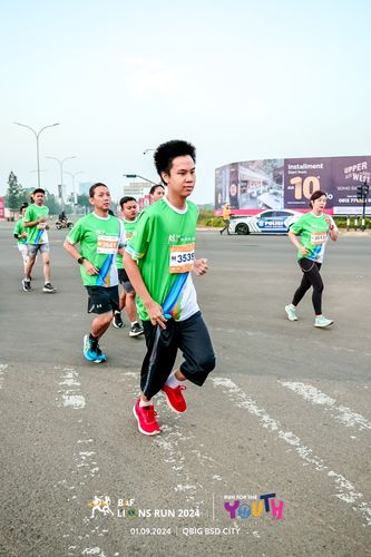 Race photo from BAF LIONS RUN 2024