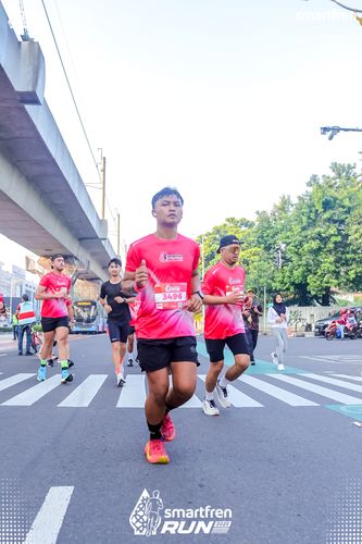 Race photo from Smartfren Run 2025 