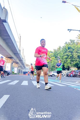 Race photo from Smartfren Run 2025 