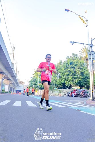 Race photo from Smartfren Run 2025 