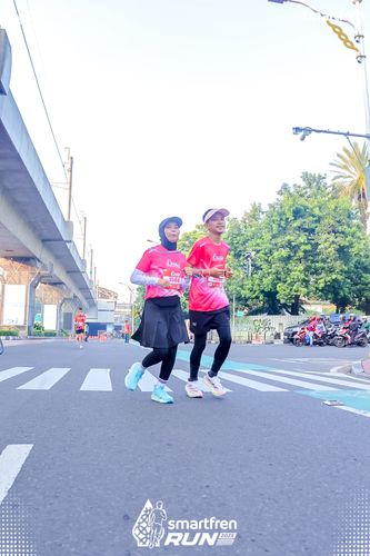 Race photo from Smartfren Run 2025 
