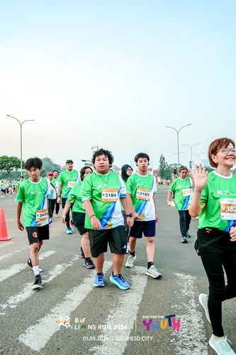 Race photo from BAF LIONS RUN 2024