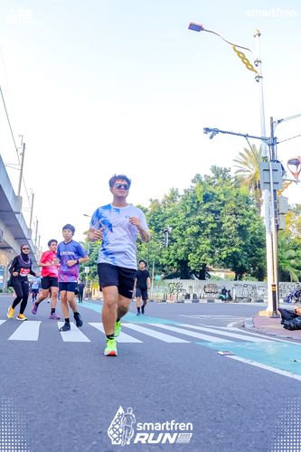 Race photo from Smartfren Run 2025 