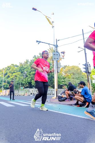Race photo from Smartfren Run 2025 