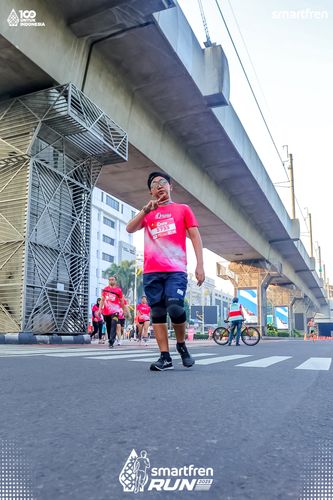 Race photo from Smartfren Run 2025 