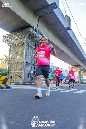 Race photo from Smartfren Run 2025 