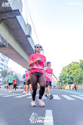Race photo from Smartfren Run 2025 