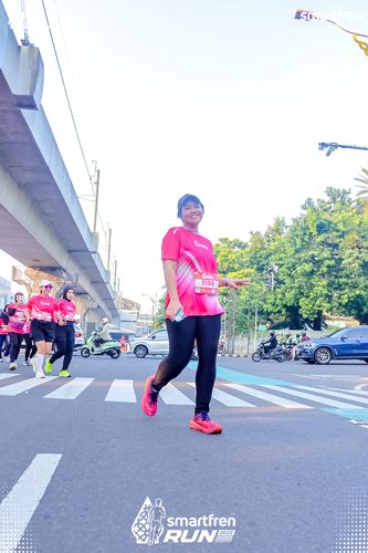 Race photo from Smartfren Run 2025 