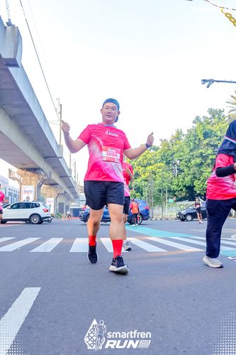 Race photo from Smartfren Run 2025 