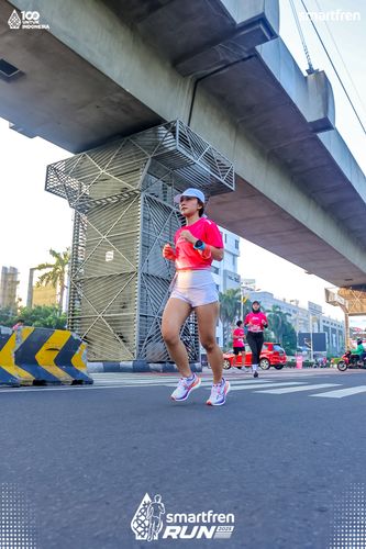 Race photo from Smartfren Run 2025 