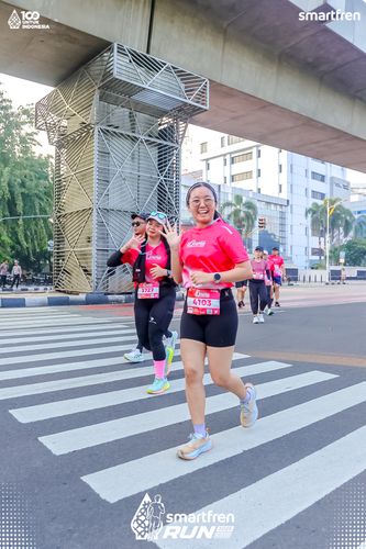 Race photo from Smartfren Run 2025 