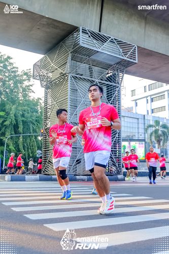 Race photo from Smartfren Run 2025 