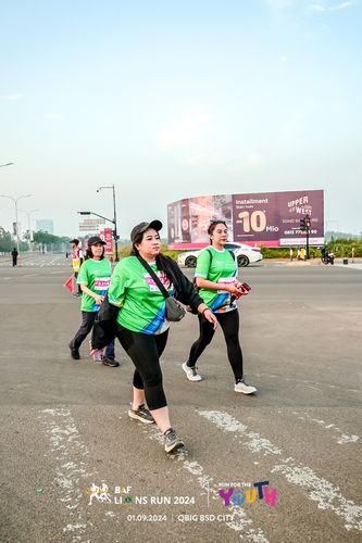 Race photo from BAF LIONS RUN 2024