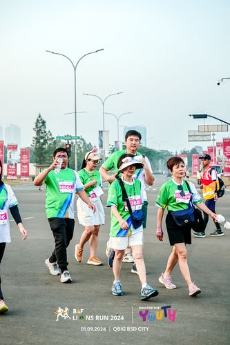 Race photo from BAF LIONS RUN 2024