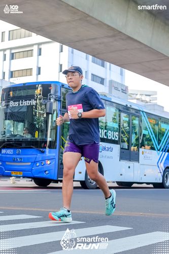 Race photo from Smartfren Run 2025 