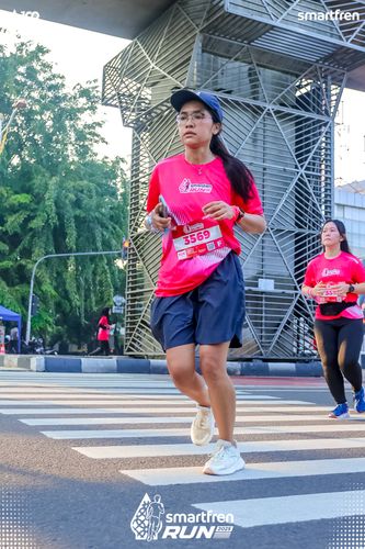 Race photo from Smartfren Run 2025 