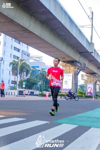 Race photo from Smartfren Run 2025 