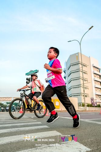 Race photo from BAF LIONS RUN 2024