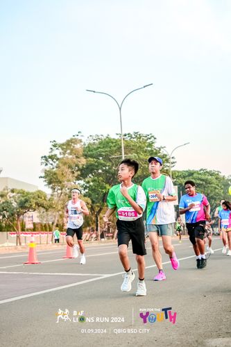 Race photo from BAF LIONS RUN 2024