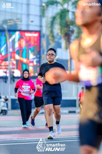 Race photo from Smartfren Run 2025 