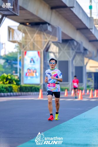 Race photo from Smartfren Run 2025 