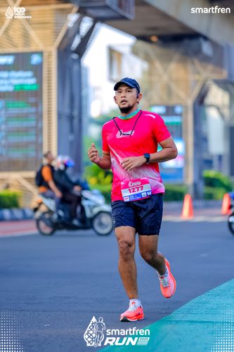Race photo from Smartfren Run 2025 