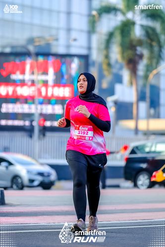Race photo from Smartfren Run 2025 