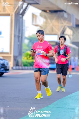 Race photo from Smartfren Run 2025 
