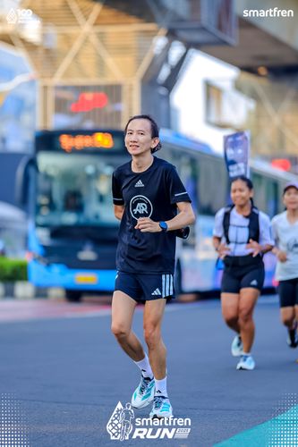 Race photo from Smartfren Run 2025 