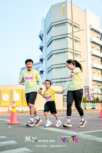 Race photo from BAF LIONS RUN 2024