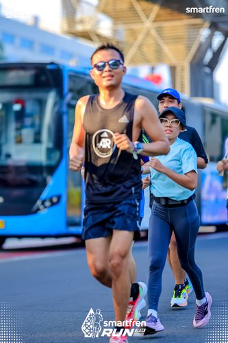 Race photo from Smartfren Run 2025 