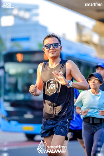 Race photo from Smartfren Run 2025 