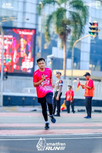 Race photo from Smartfren Run 2025 