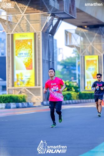 Race photo from Smartfren Run 2025 