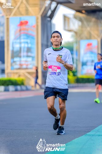 Race photo from Smartfren Run 2025 