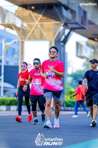 Race photo from Smartfren Run 2025 