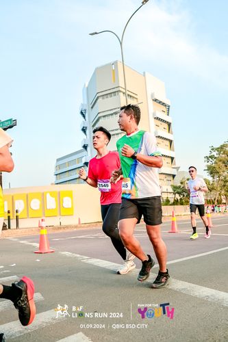 Race photo from BAF LIONS RUN 2024