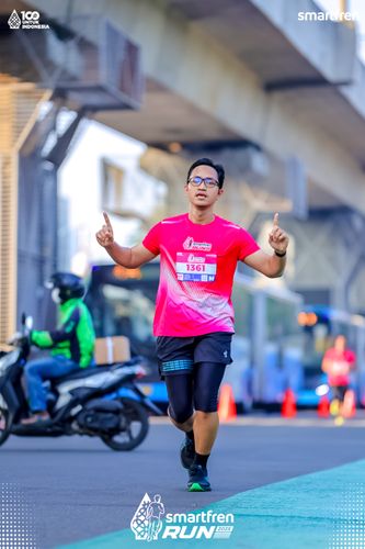 Race photo from Smartfren Run 2025 