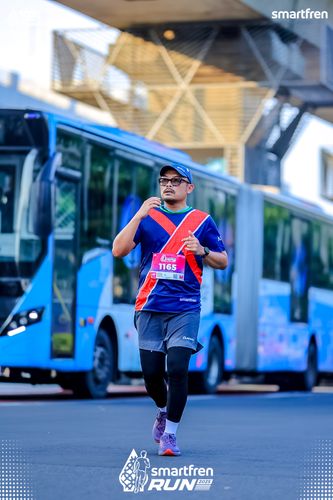 Race photo from Smartfren Run 2025 