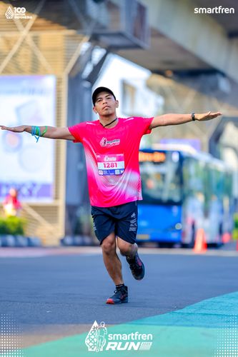 Race photo from Smartfren Run 2025 