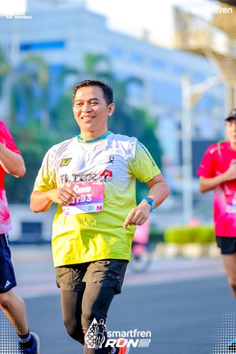 Race photo from Smartfren Run 2025 