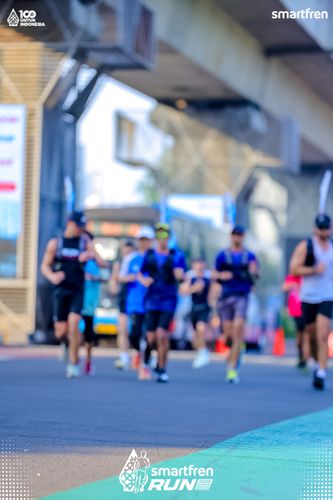 Race photo from Smartfren Run 2025 
