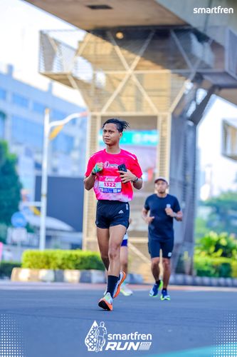 Race photo from Smartfren Run 2025 