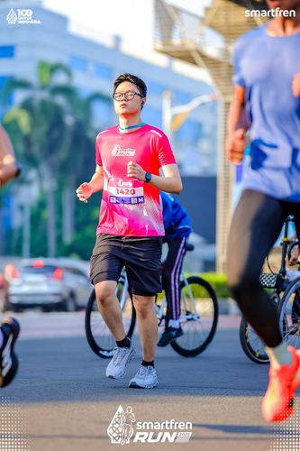 Race photo from Smartfren Run 2025 