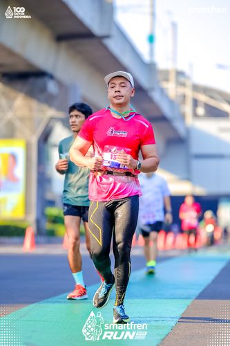 Race photo from Smartfren Run 2025 