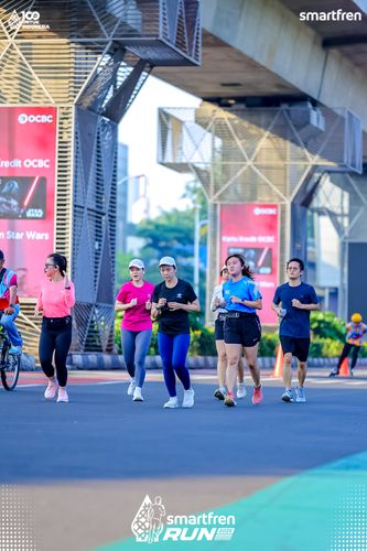 Race photo from Smartfren Run 2025 