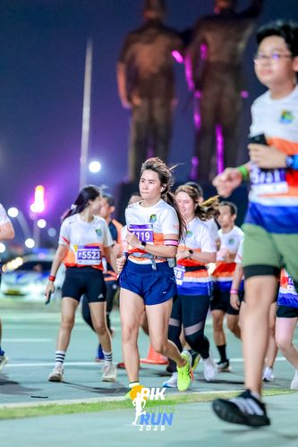 Race photo from PIK NITE RUN 2025
